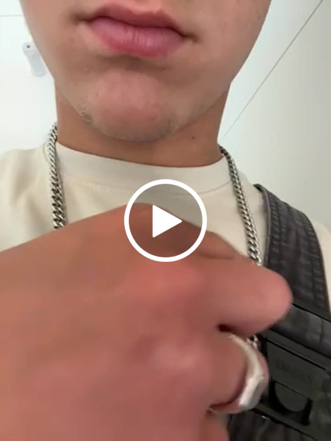 Customer video review of Cuban Chain 8MM (silver)