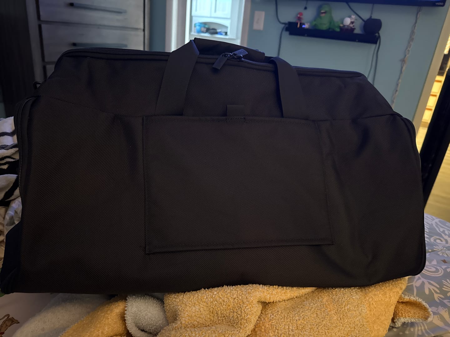Customer photo review of Black – Garment Duffel