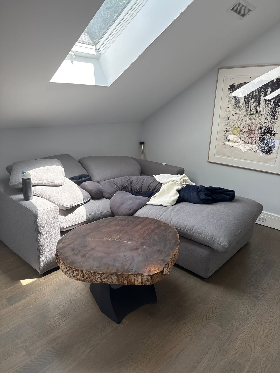 Customer photo review of Coffee Table Base 16.5" H Contemporary Style DIY Project - 121B Tulipe