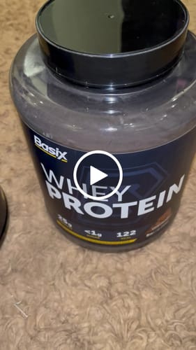 مراجعة بالفيديو من عميل لمنتج Basix Muscle Whey Protein Chocolate Chunk 5 LB