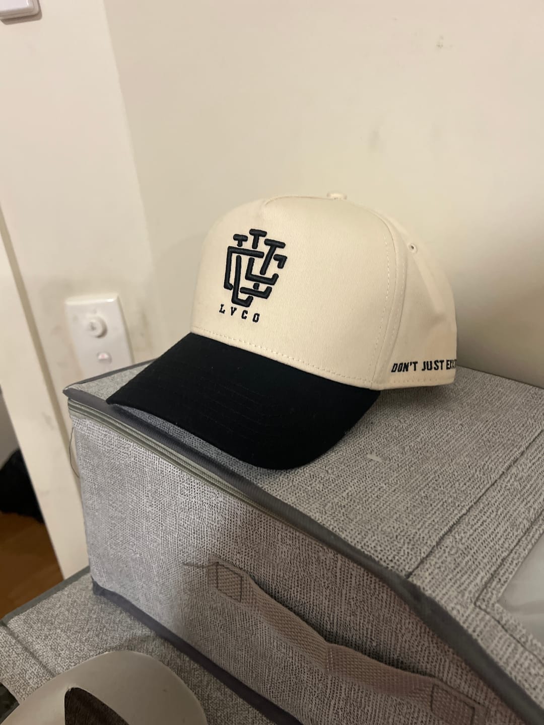 Customer photo review of CLASSIC FIT "Classic Oat" A-Frame Snapback