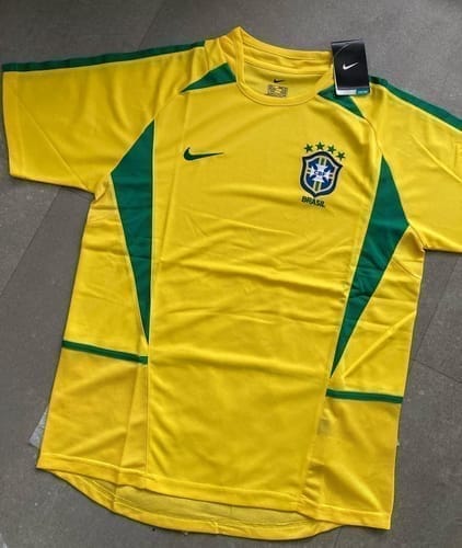 Customer photo review of 2002 Brazil home retro kit