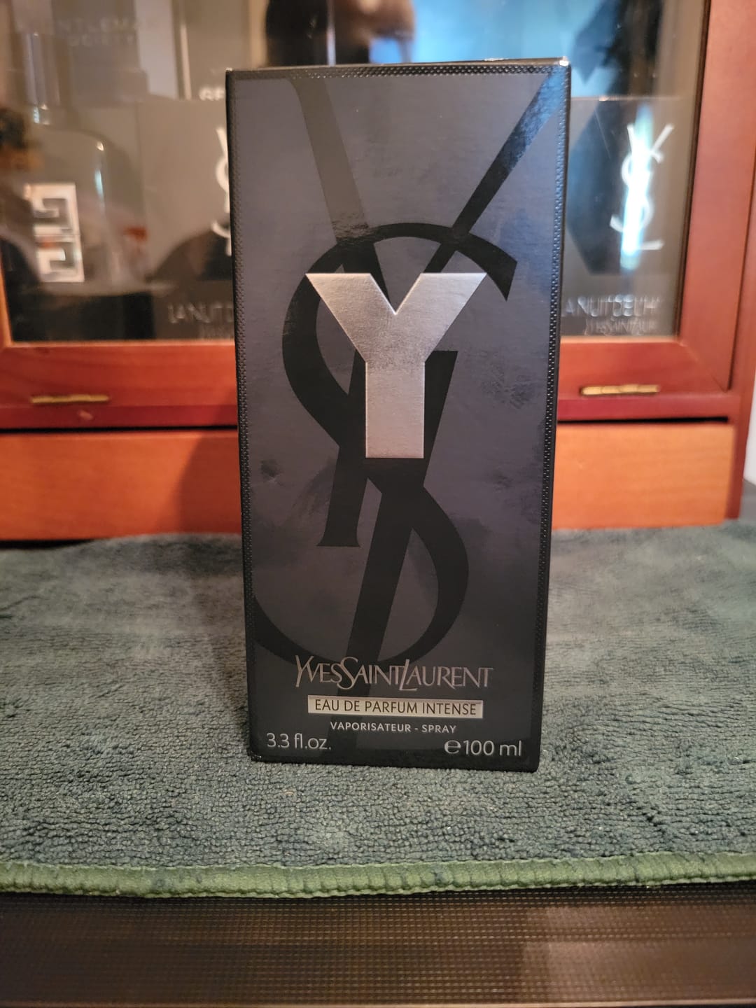 Customer photo review of Yves Saint Laurent Y Eau de Parfum Intense For Men