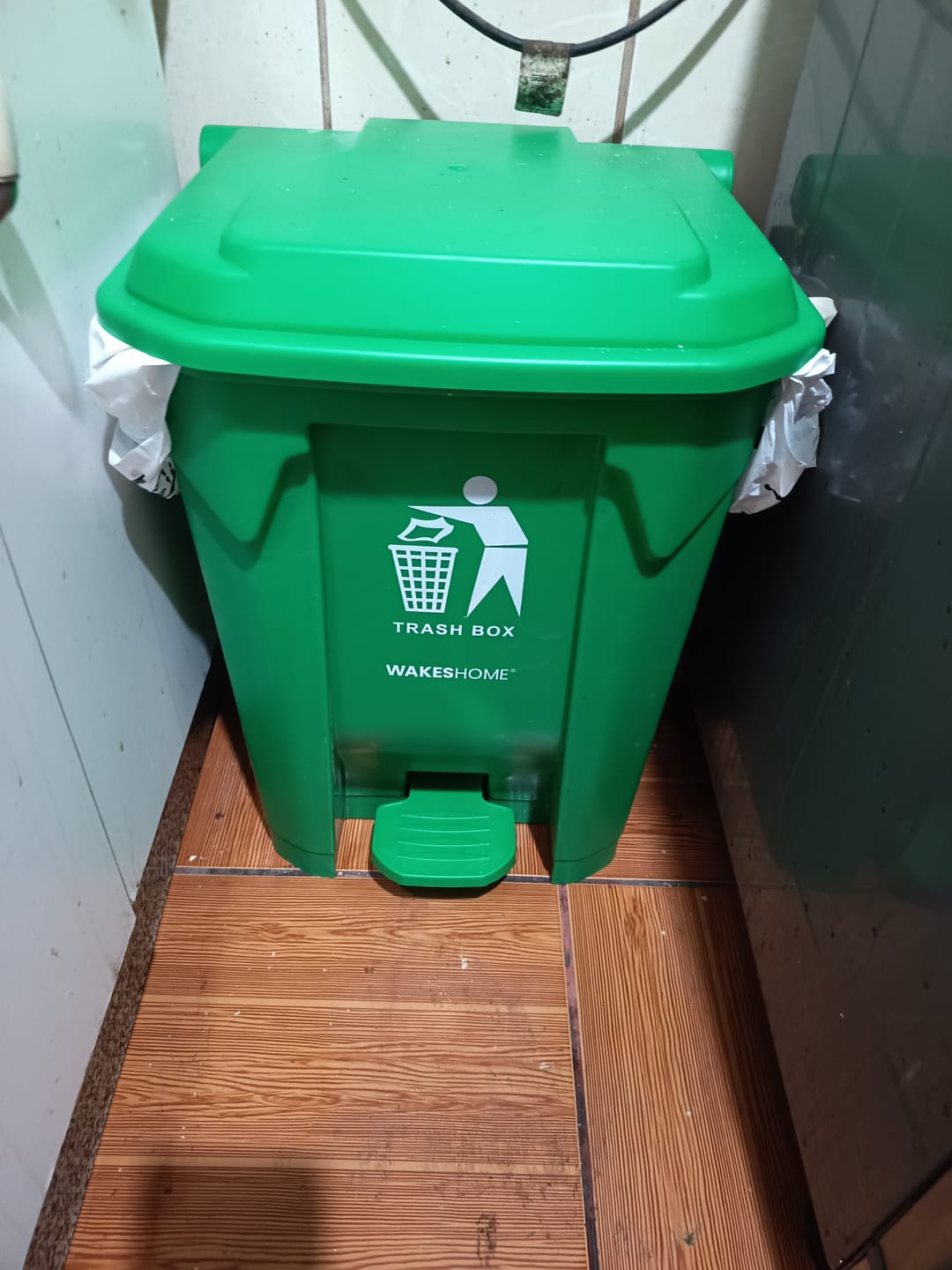Customer photo review of Basurero Contenedor De Basura 30 50 80 Litros Cubo De Basura