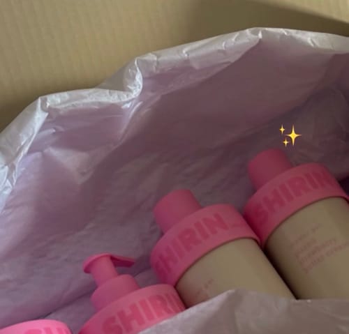 Customer photo review of Body Butter Glazed Strawberry Butter Cream
