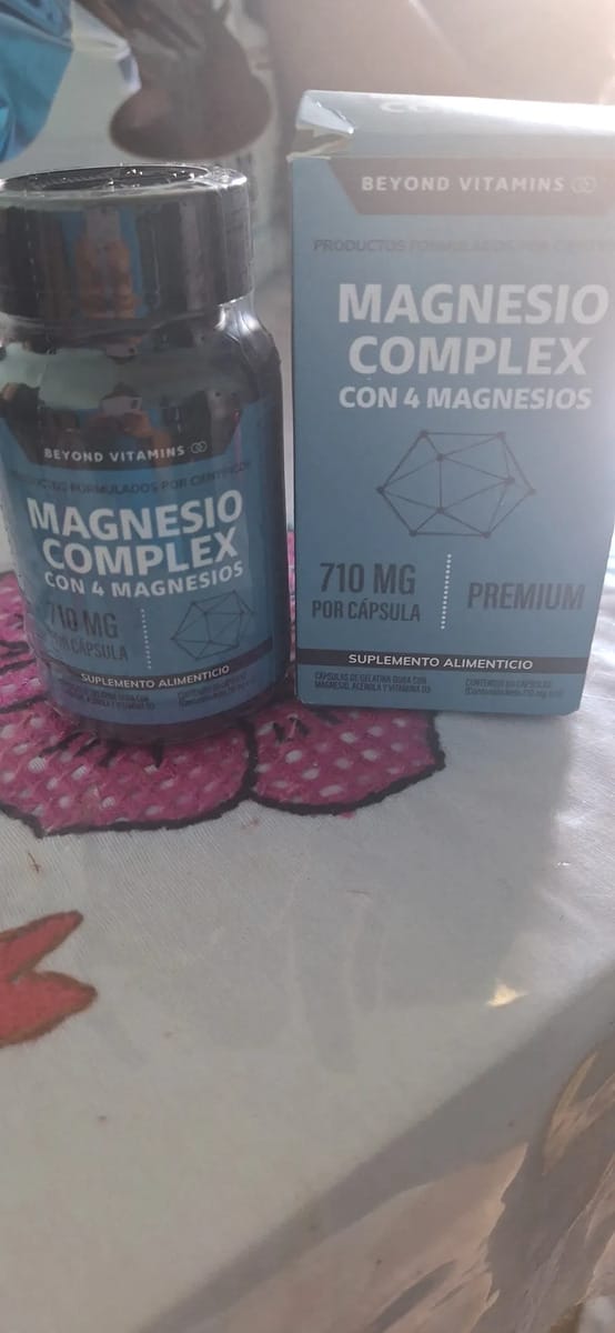 Customer photo review of Magnesio complex con 4 magnesios - 180 cápsulas