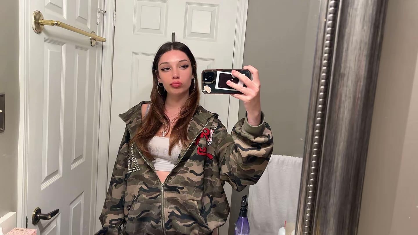 Customer photo review of Aelfric Eden Camo Zip Up Hoodie