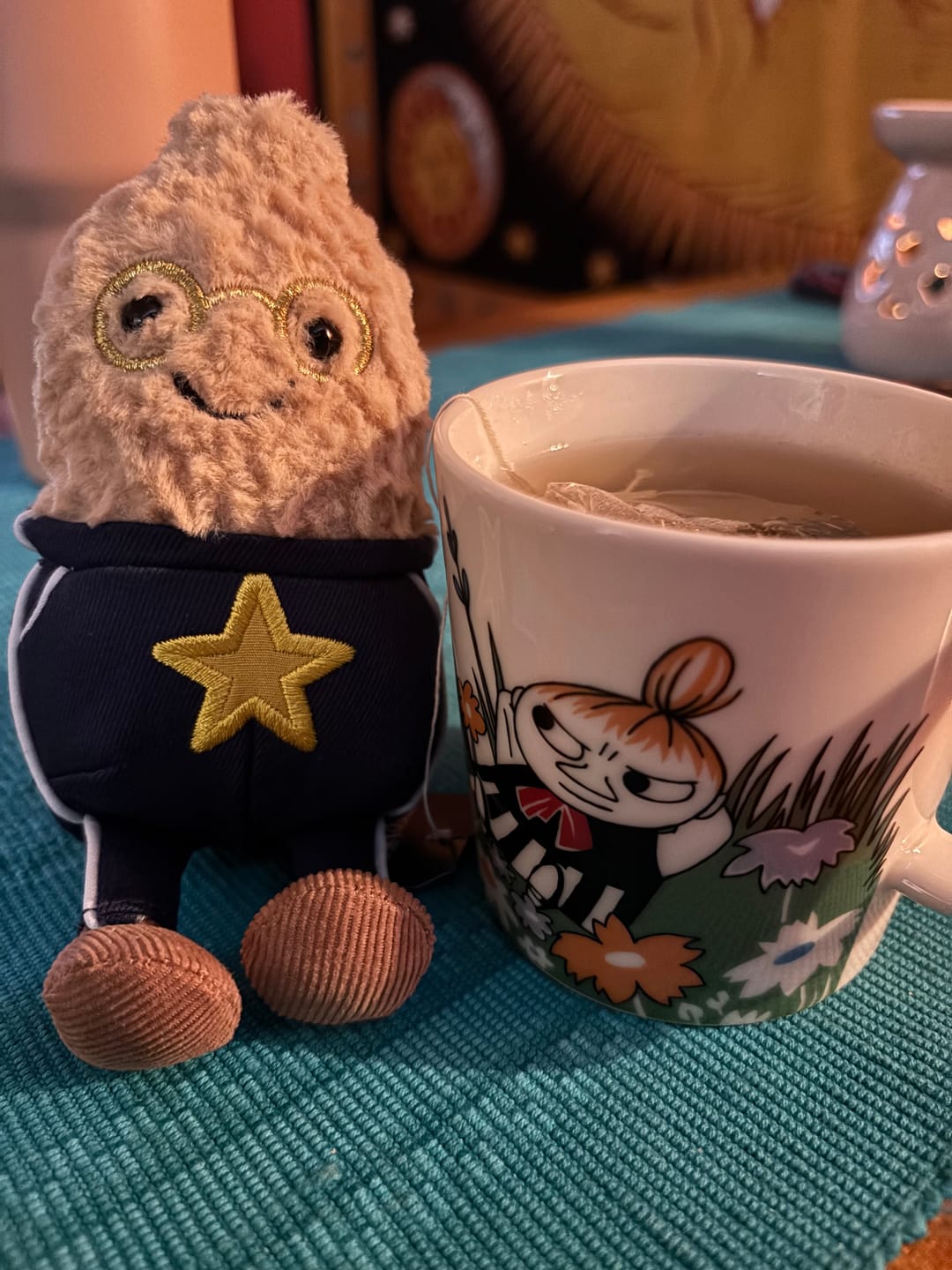 Customer photo review of Jellycat | Amuseables Peanut Star Student Outfit | Brun | ca. 15 cm