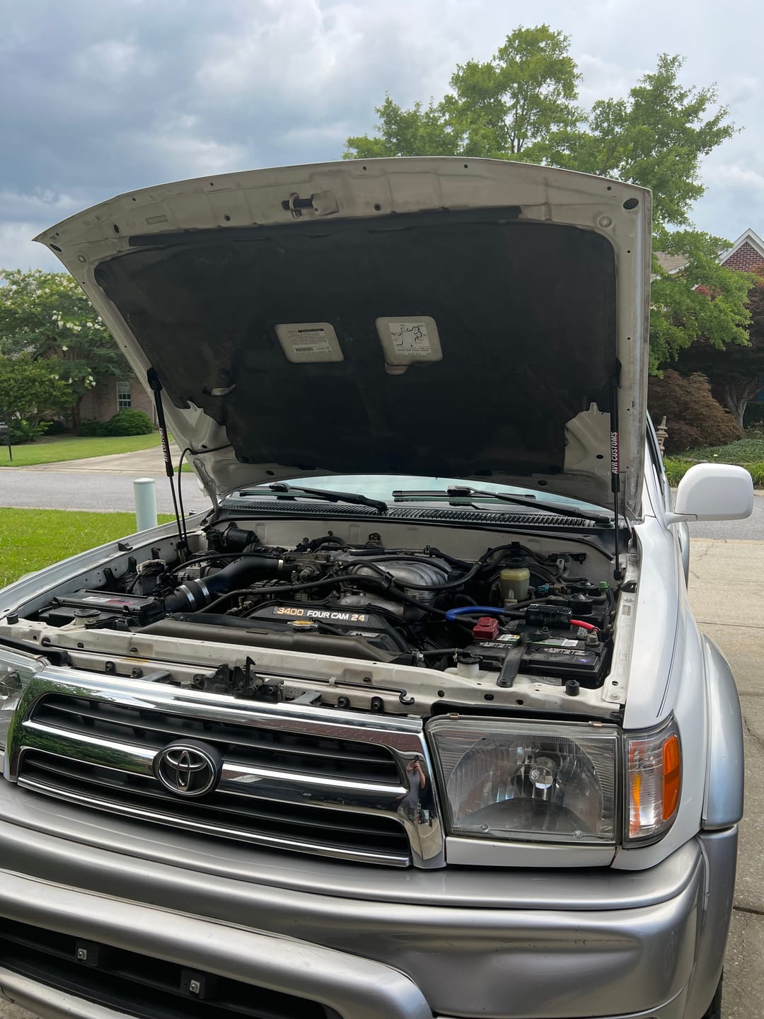 Customer photo review of 1996-2004 Toyota Tacoma EZ Lift Hood Struts