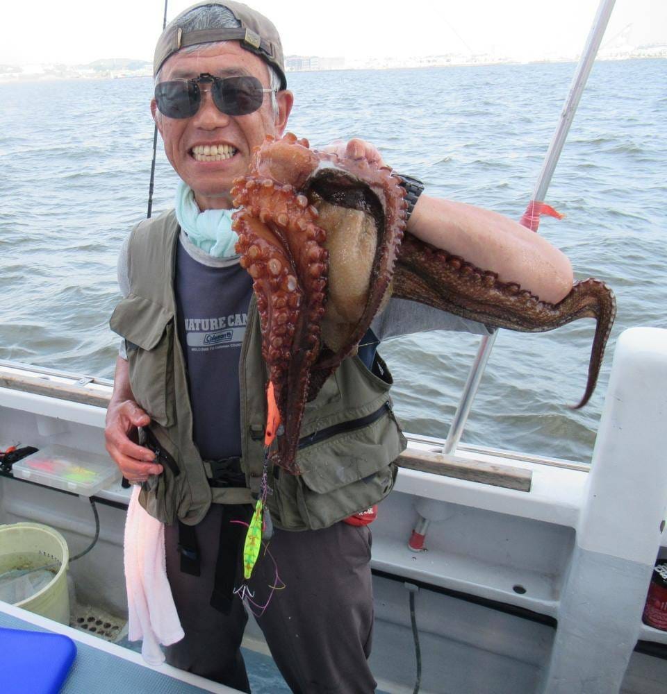 Customer photo review of 伊藤若冲「群魚図」プリント入りオープンカラーアロハシャツ