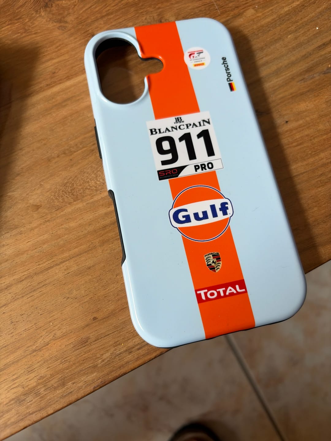 Customer photo review of Gulf Porsche GT Livery - Individuelle Premium Hülle für iPhone