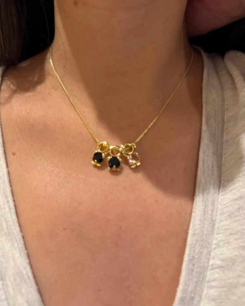 Customer photo review of Collar de Hijos Personalizado