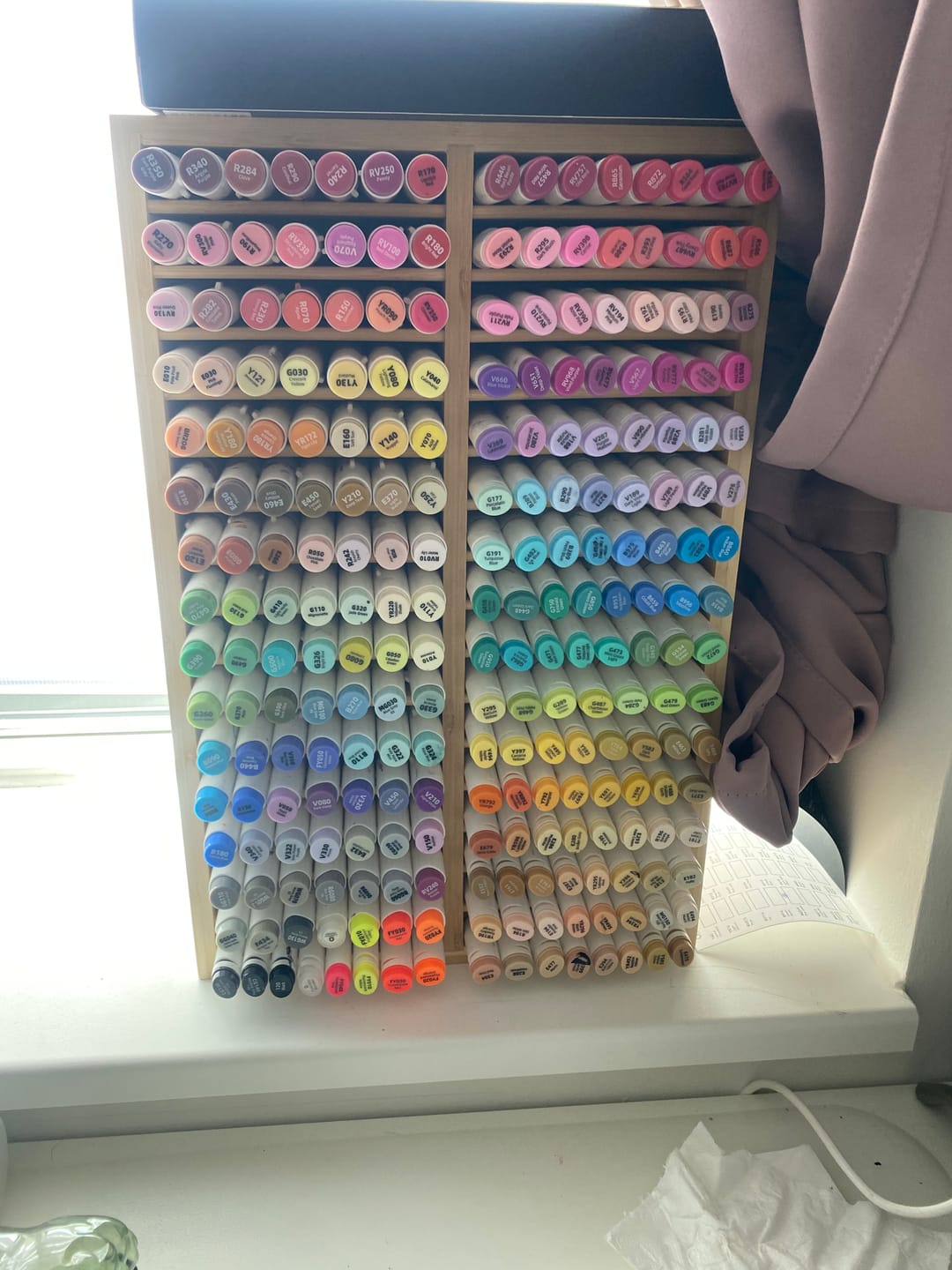 Customer photo review of Ohuhu Bamboo Marker Organizer
