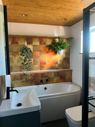 Customer photo review of Black Pop Up Bath Waste