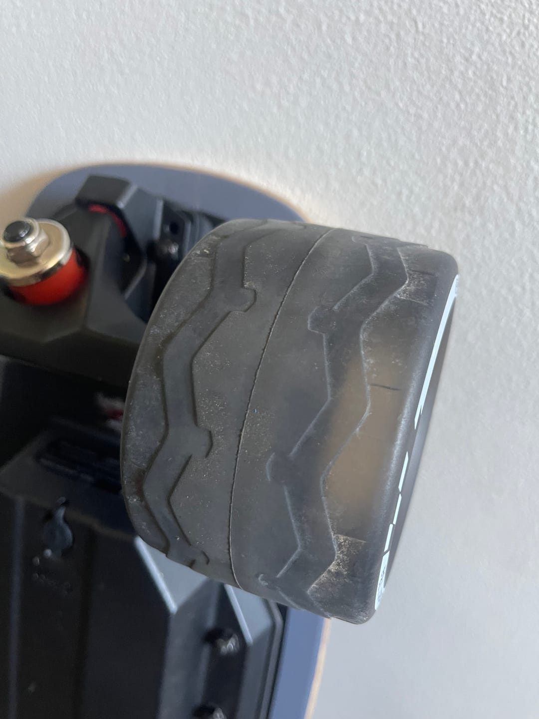 Customer photo review of Meepo Donut 105mm Wheel Set