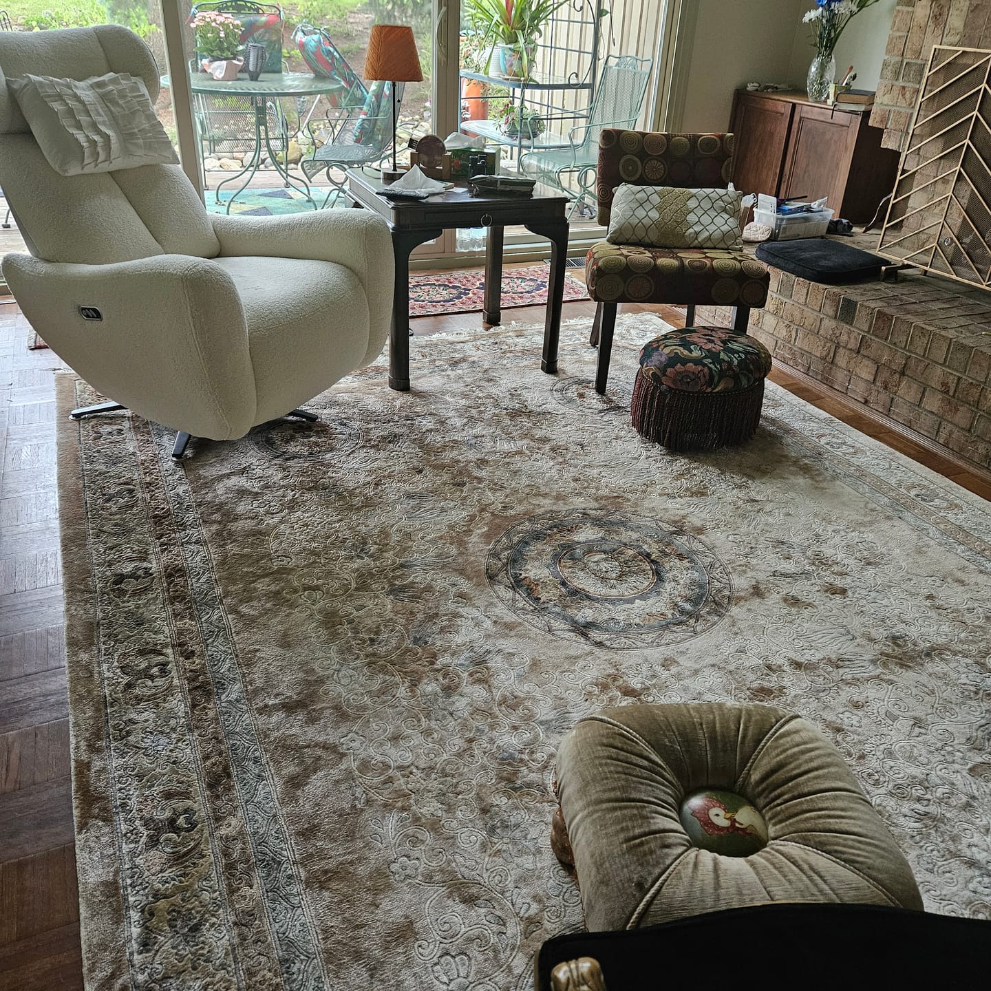 Customer photo review of SwanSing Single-Seater Power Zero Gravity Chair Recliner