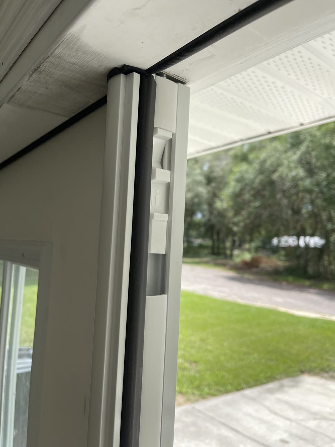 Customer photo review of Thermal Aluminum Astragal (White)