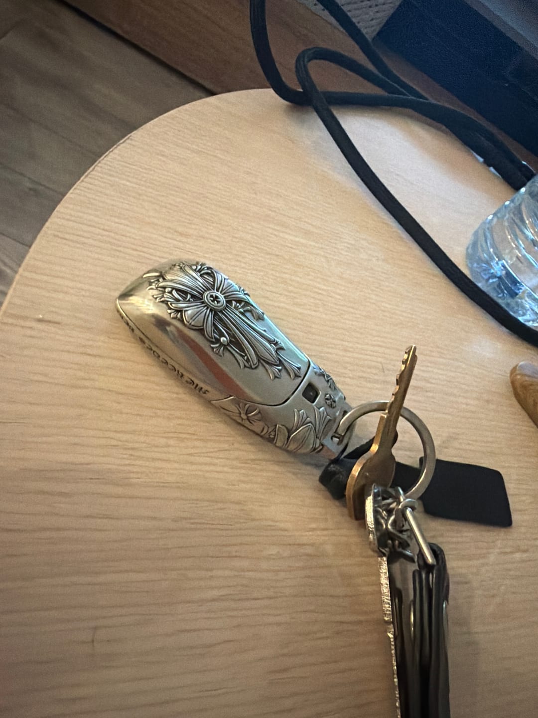 Customer photo review of Mercedes-Benz Handcrafted Silver Key Case [Slim Rectangle]