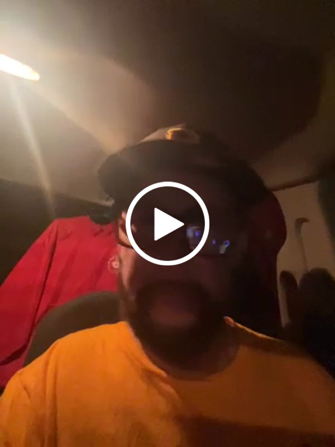 Customer video review of MAISON BLUE LIGHT READERS