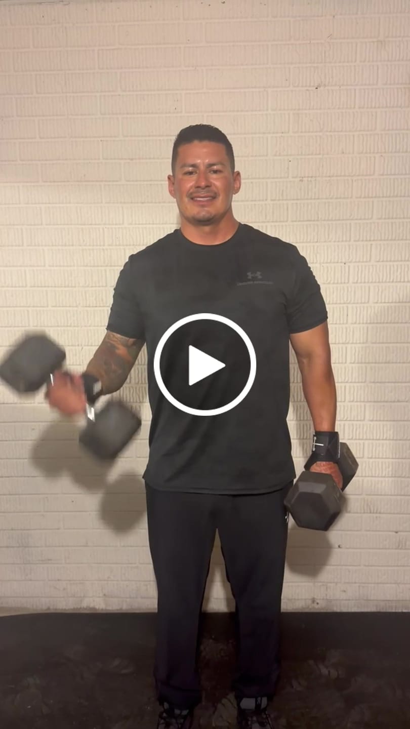 Customer video review of HolStrength Wrist Wraps 18"