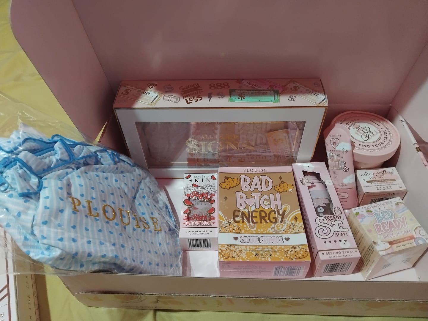 Kupčeva recenzija Trippple Mystery Box fotografije