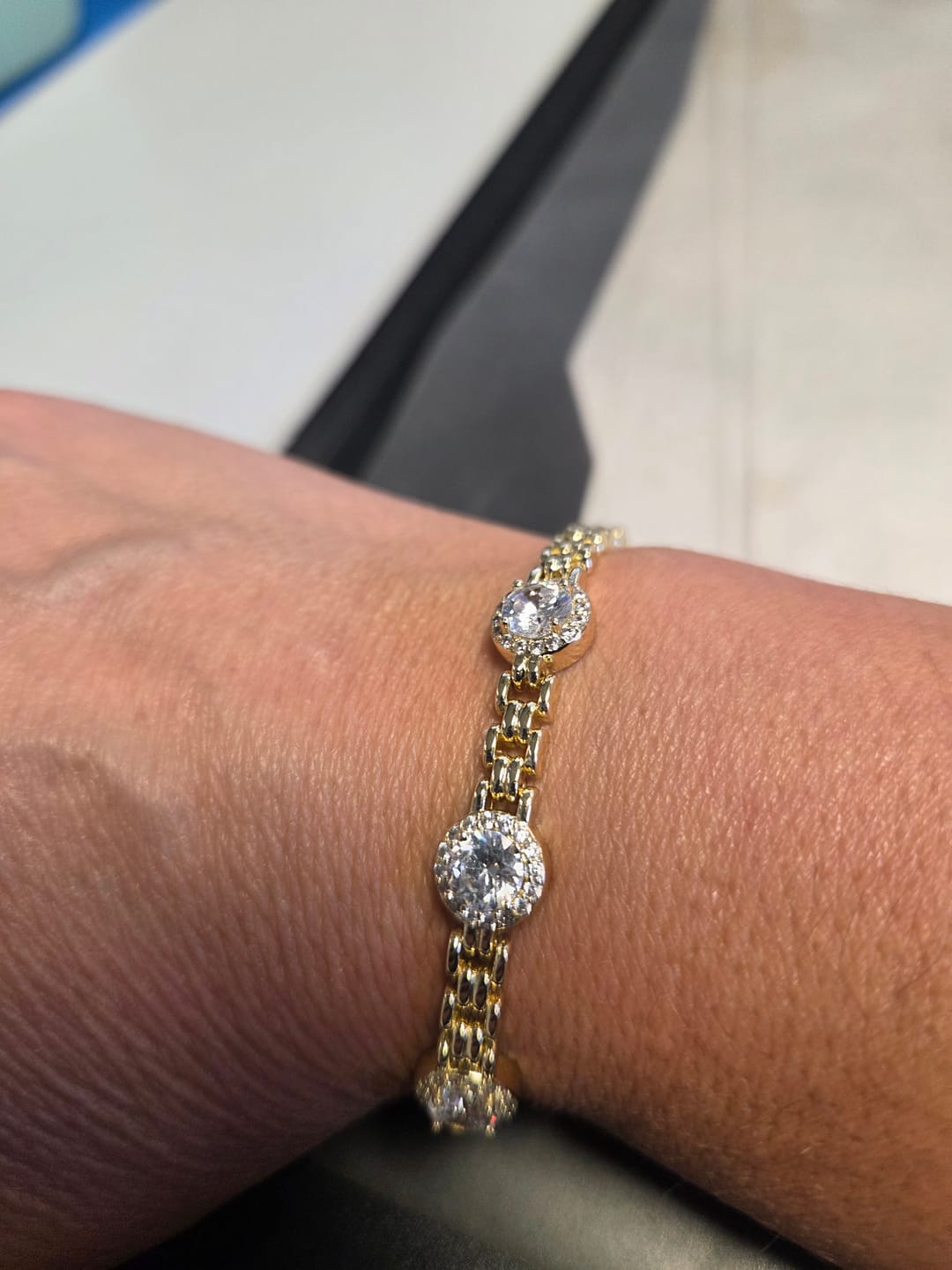 Customer photo review of Armband VIP Golden Shine -14K vergoldet