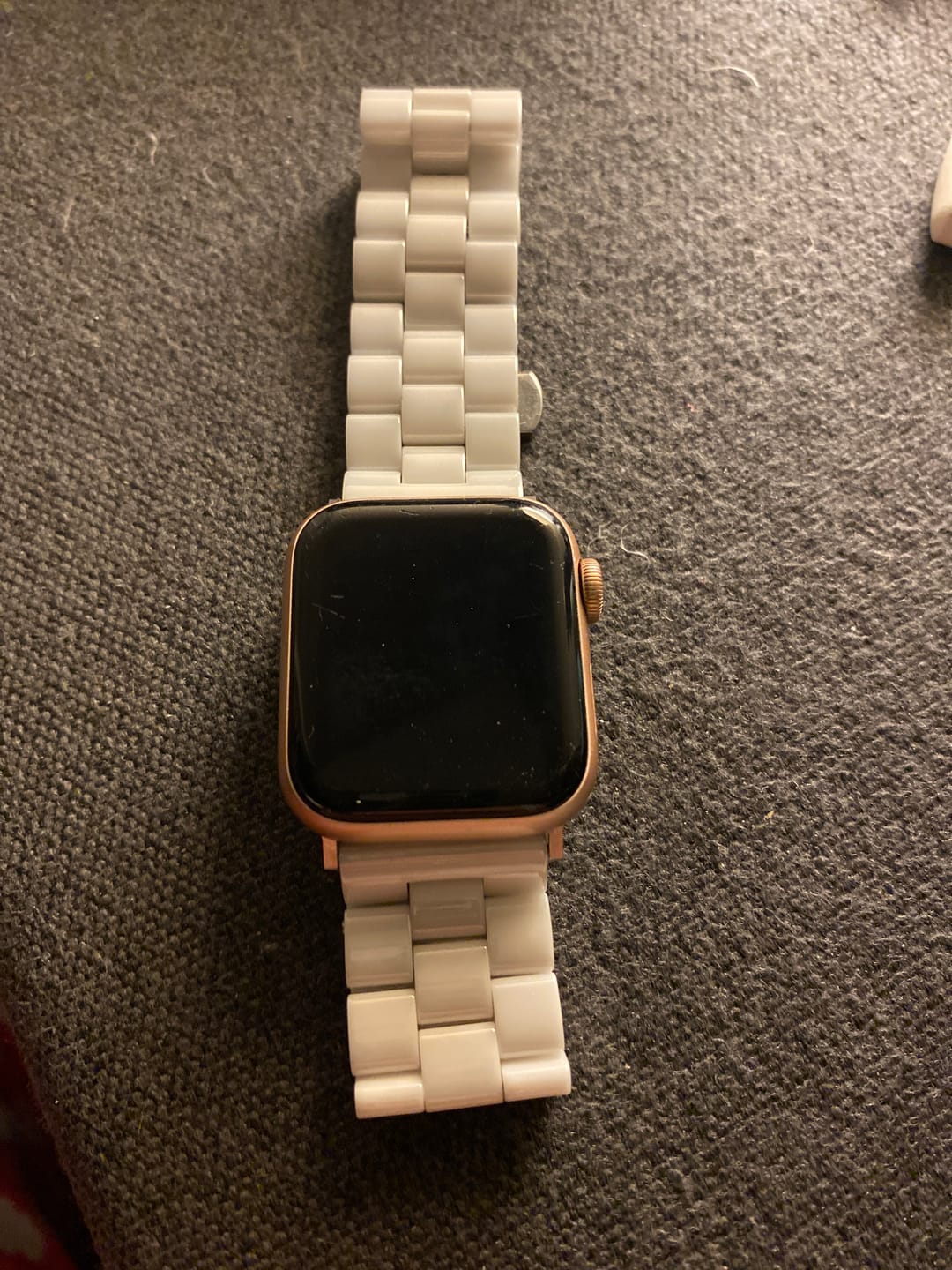 Customer photo review of Kleio Ceramic Band