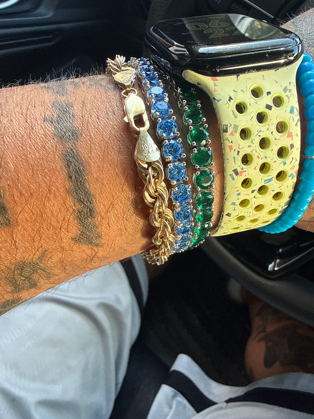 Customer photo review of 5mm Tennis Bracelet - Blue Sapphire