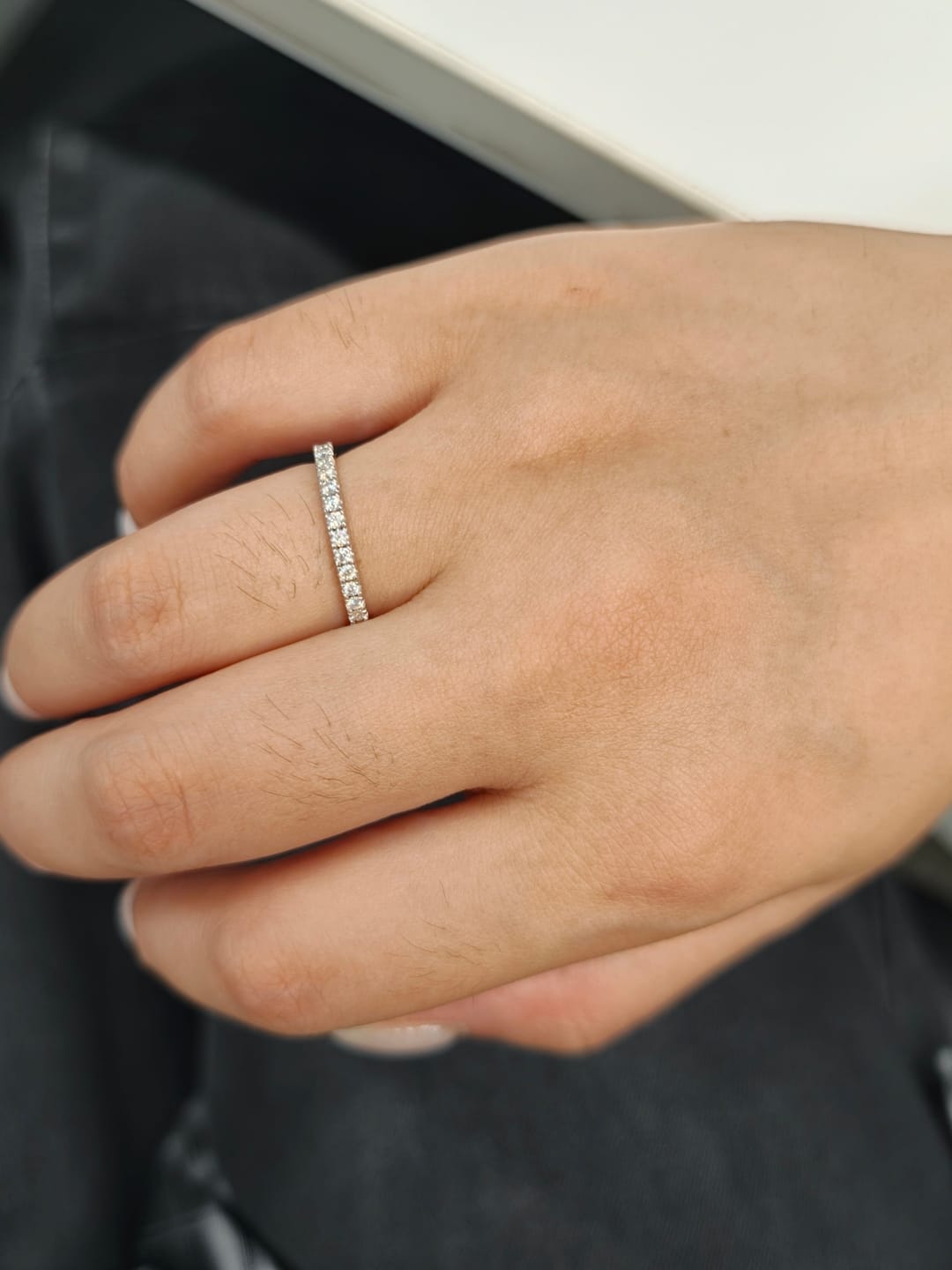 Customer photo review of S925 Half Halo Moissanite 0.5 Ct Round Cut White/Green Stone Anniversary Ring