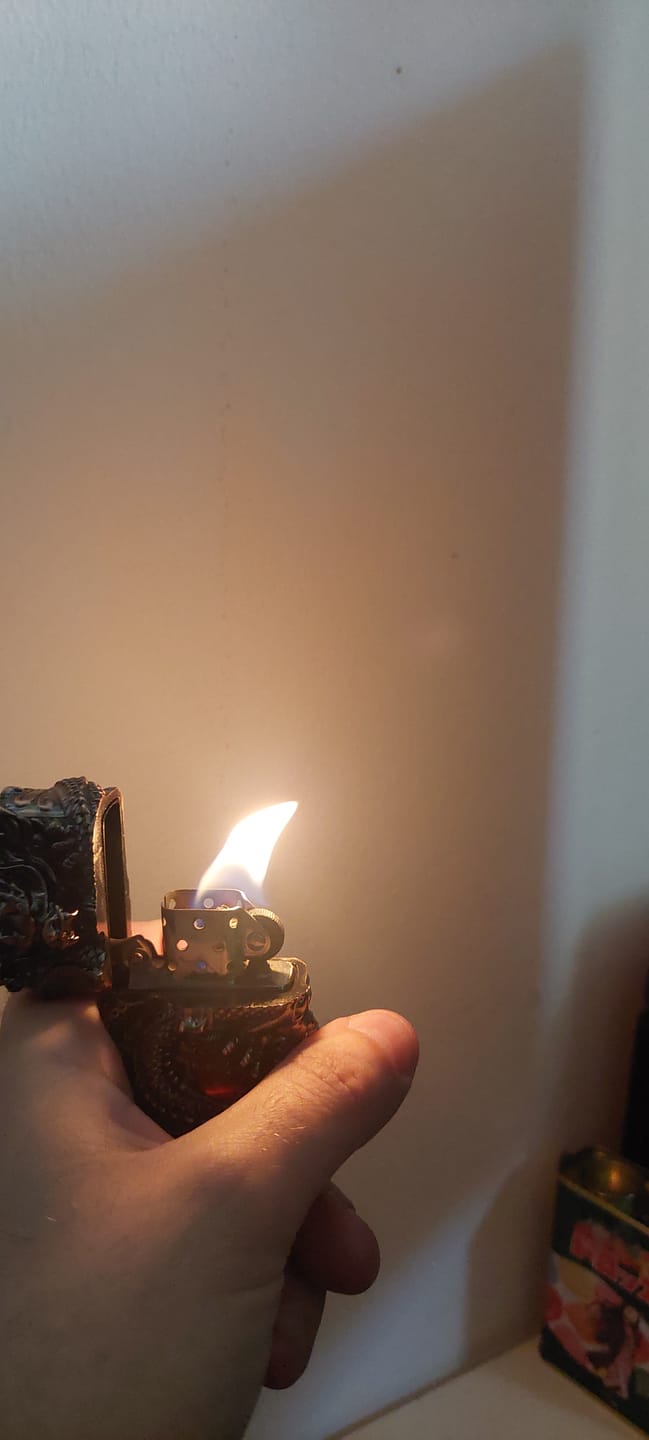 Customer photo review of Armored Dragon Lighter