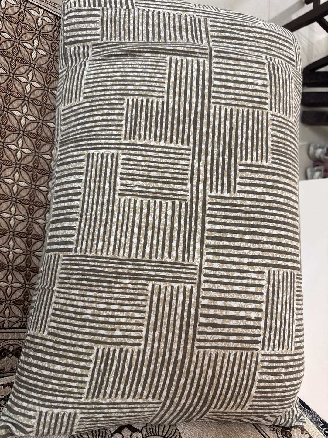 Customer photo review of Flo Adjustable Pillow (Memory Foam)