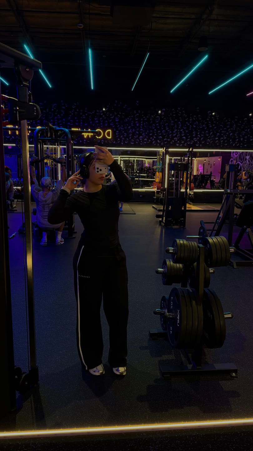 Customer photo review of W239 - Streak Joggers