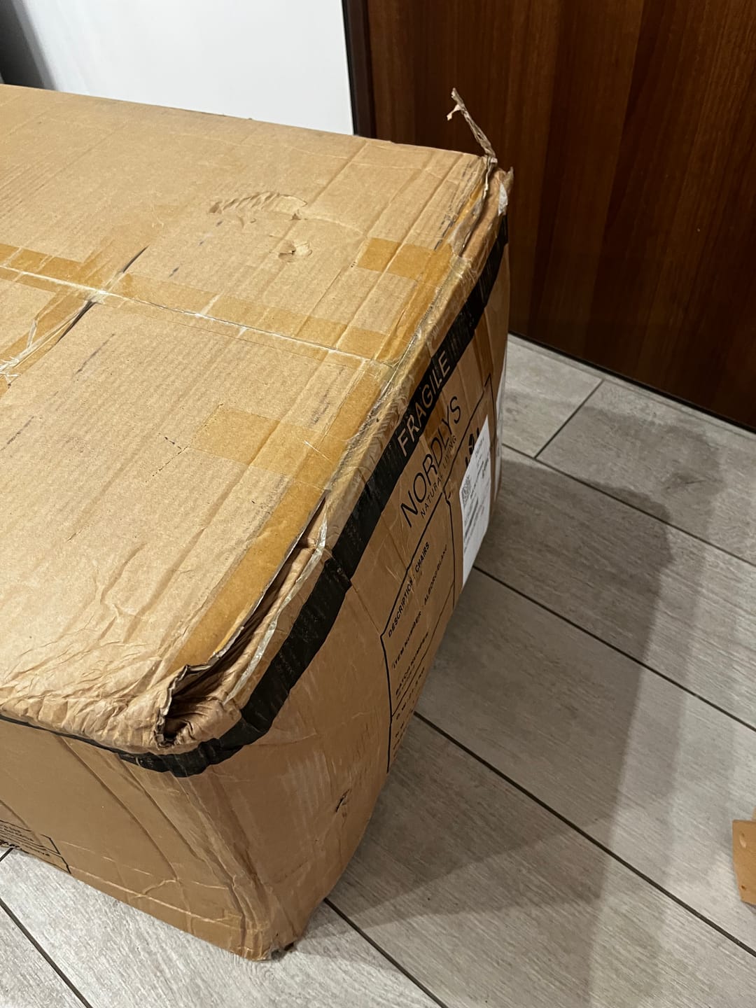 Customer photo review of ALBORG - Lot de 4 chaises scandinaves en bois et polypropylène blanc