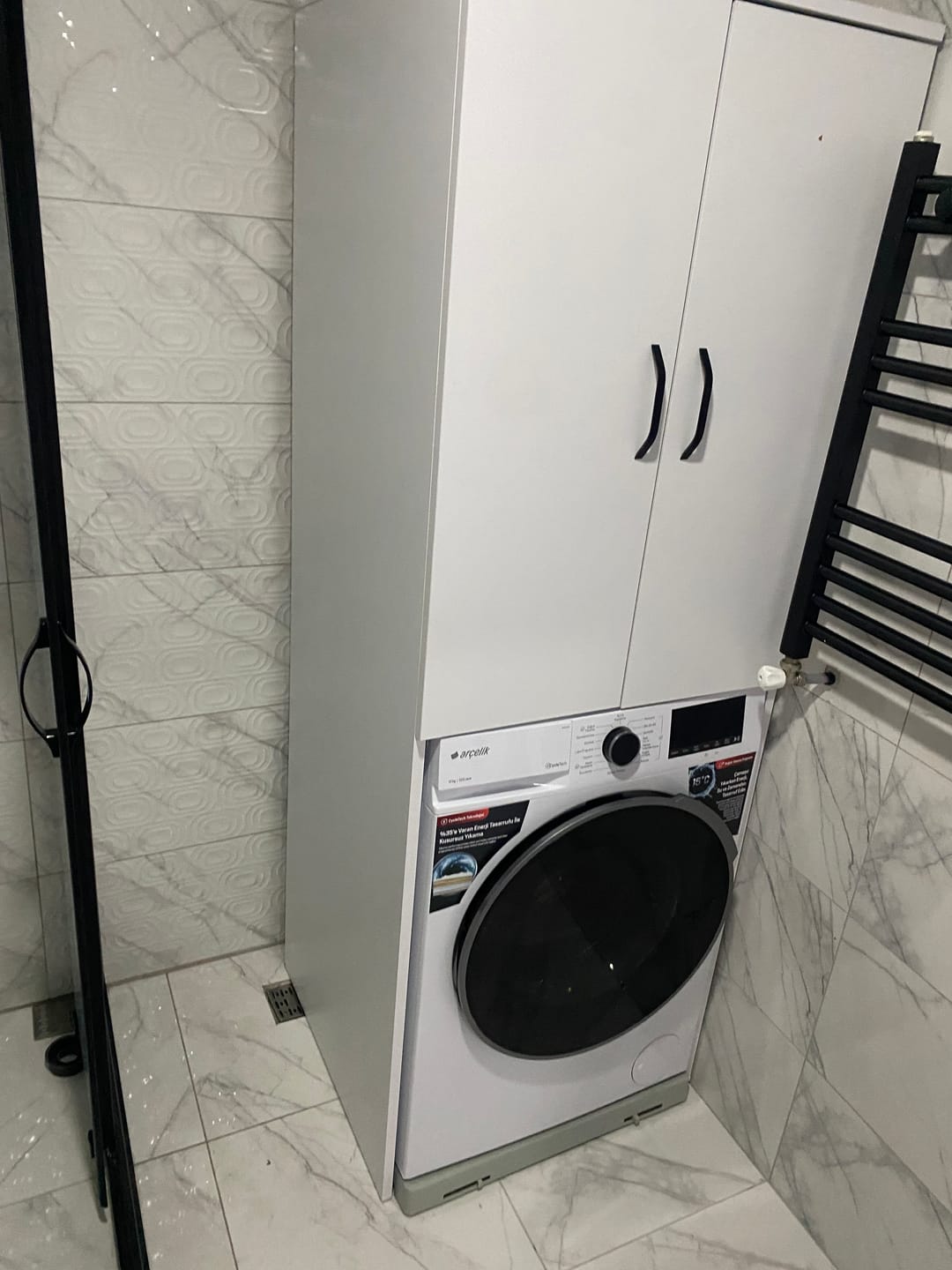 Customer photo review of Rani KD119 Çamaşır Makinesi Dolabı 2 Kapaklı 2 Raflı Banyo Dolabı Beyaz