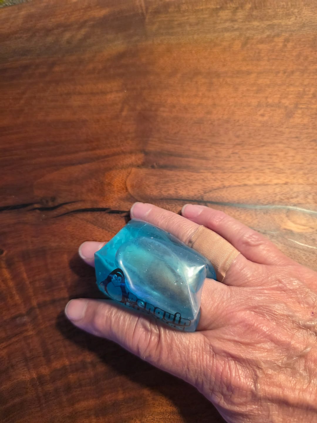Customer photo review of Penguin Fingers Cold Compression Gel Packs for Fingers and Toes