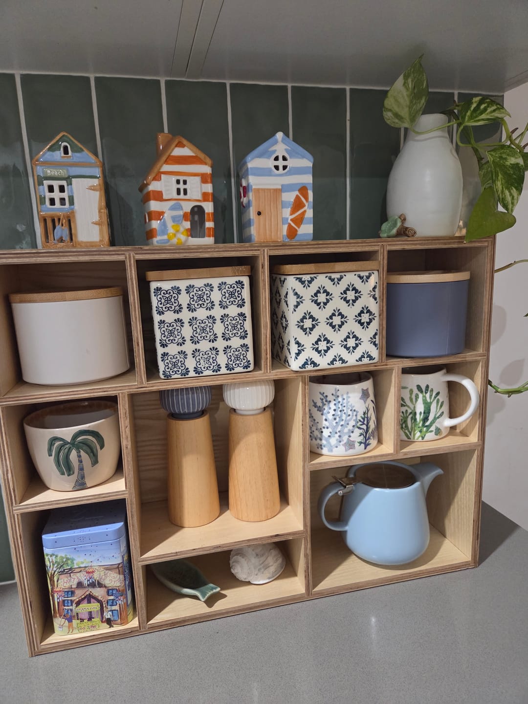 Customer photo review of Wooden Display Shelf for Mugs, Cups & Small Collectibles