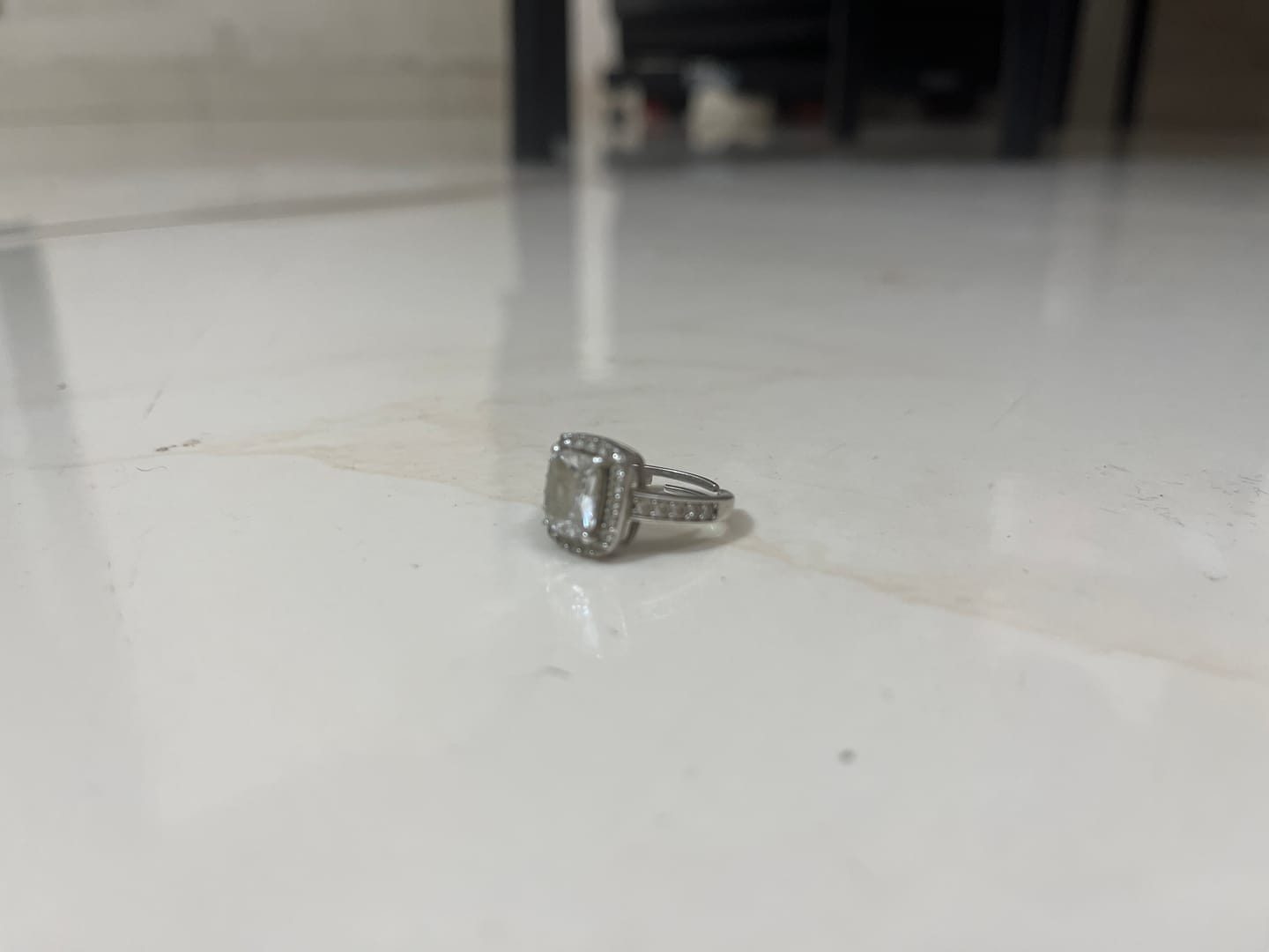 Customer photo review of Silver Classic Solitaire Ring