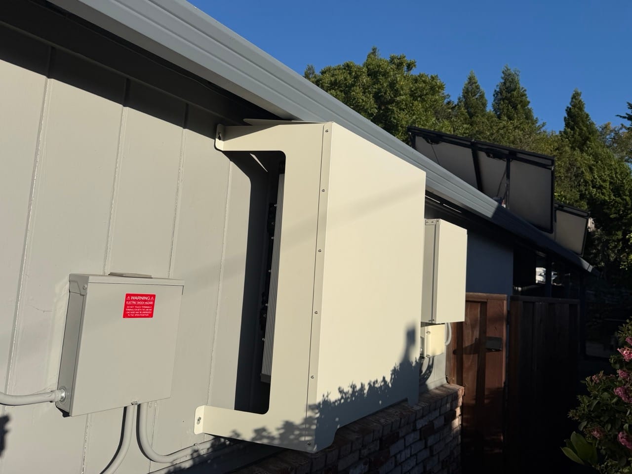 Customer photo review of Large Solar Battery Cover