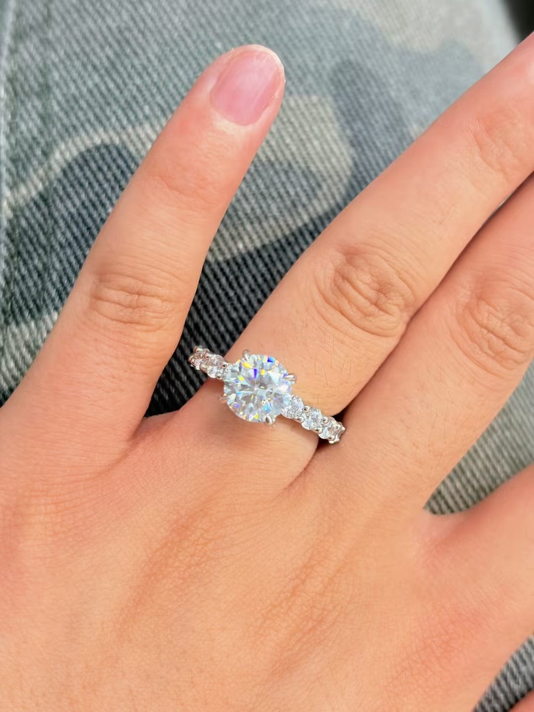 Customer photo review of Rodiffy Moissanite 2.0Ct~4.0 Ct Round Engagement Ring -4 Prong Setting