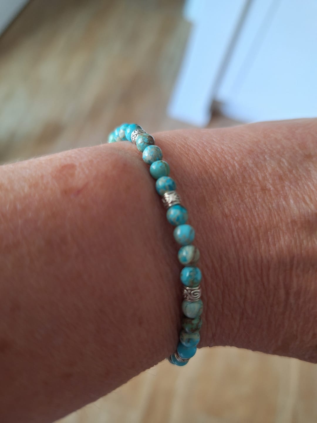 Customer photo review of Tibetisches Energie Armband - Blauer Jaspis