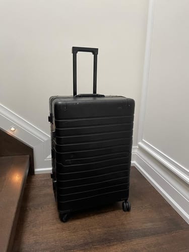 Customer photo review of Carry-On: Aluminum