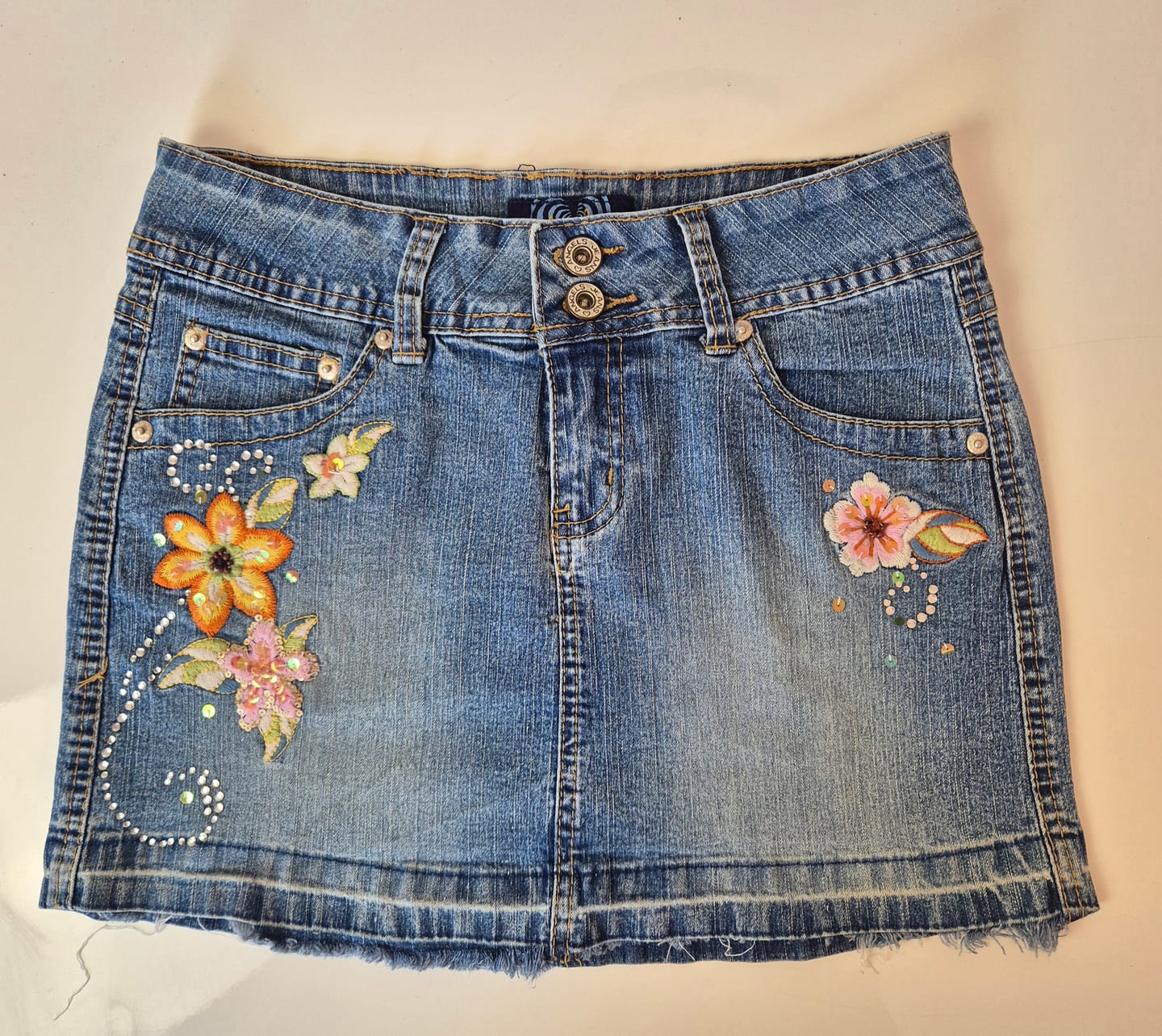 Customer photo review of 30x Y2K MINI DENIM SKIRTS