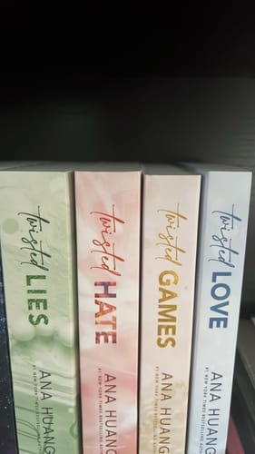 Customer photo review of Twisted Series