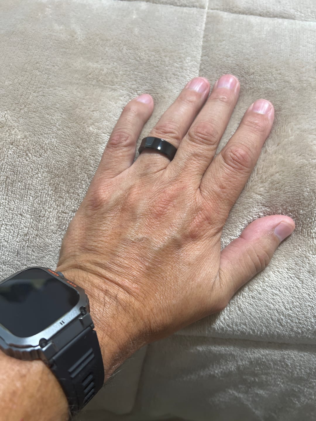 Customer photo review of Pulserive Smart Ring, Sleep Tracker, Activity & Fitness Tracker, Blood Pressure& Oxygen Tracker
