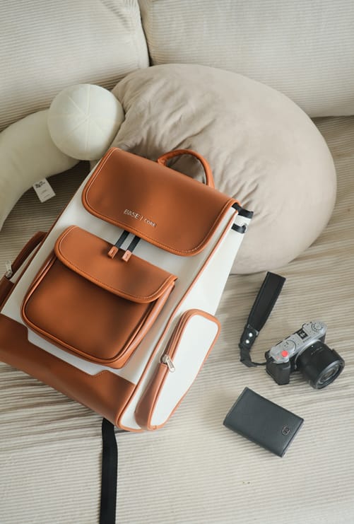 Customer photo review of Multi Envelope Flap Backpacks Largre - Saddle Brown