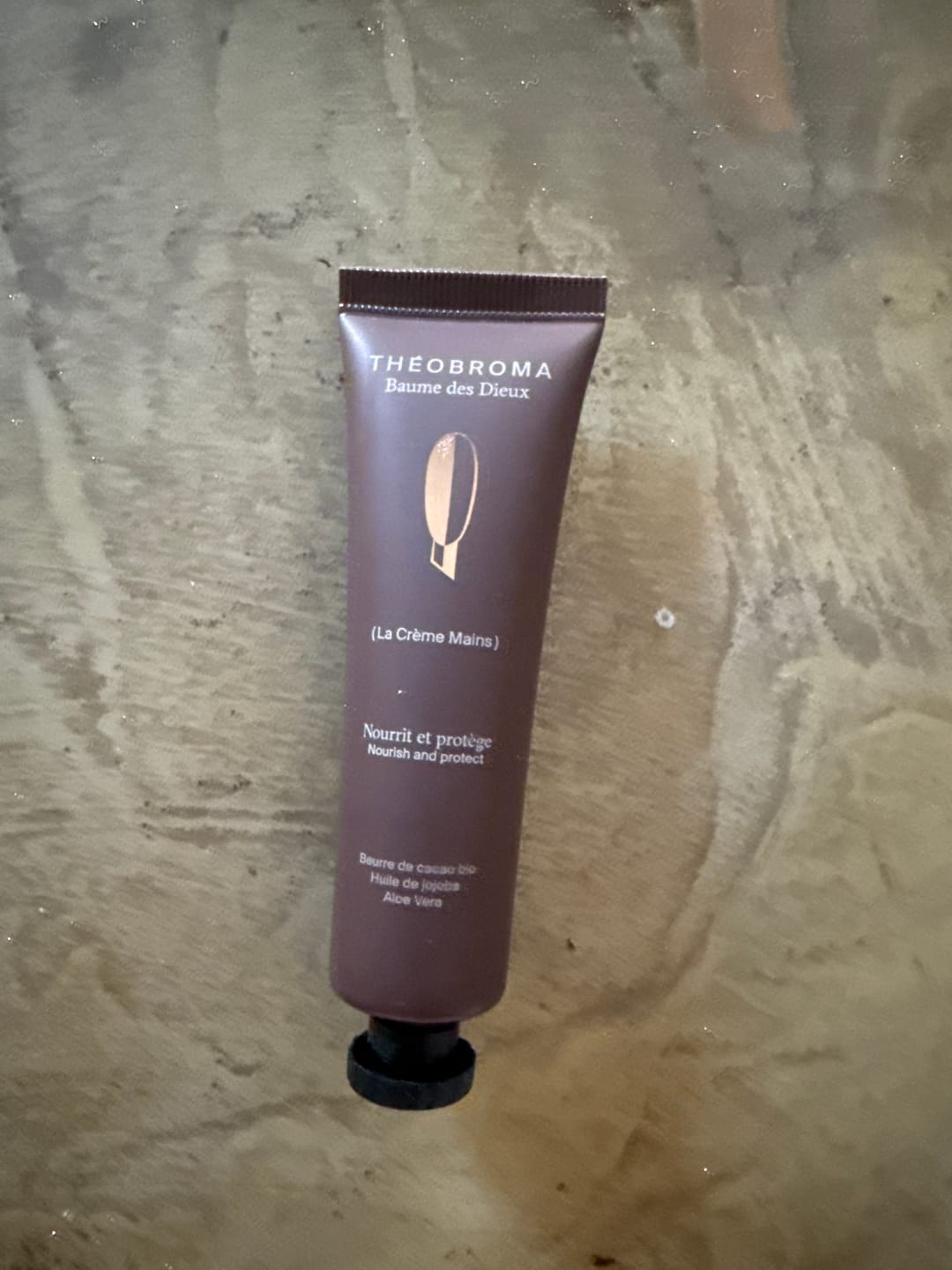 Customer photo review of La Crème Mains – Réparatrice & Nourissante
