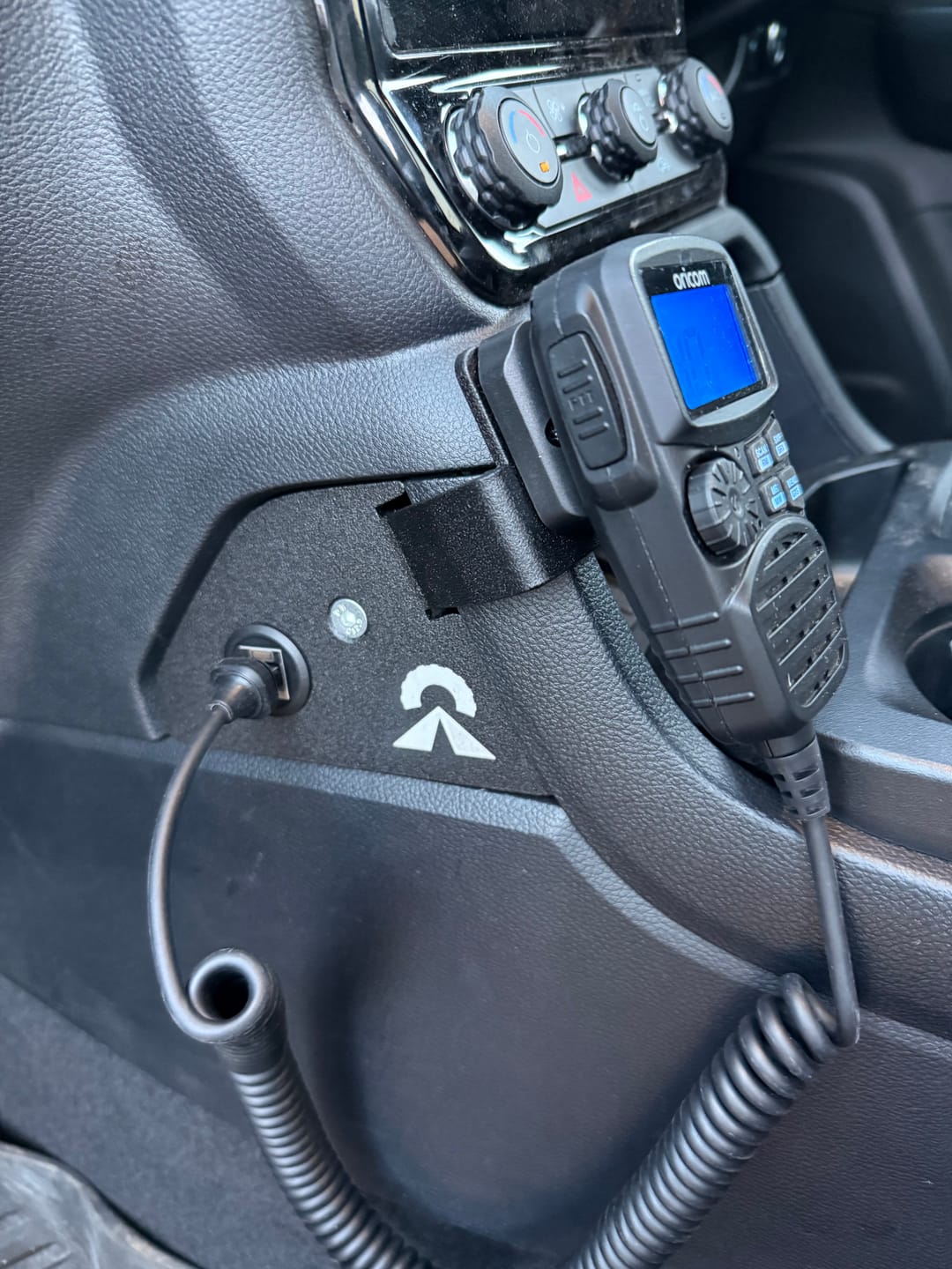Customer photo review of UHF Handpiece Mount - Ford Ranger NextGen & Super Duty & Everest - Centre Console