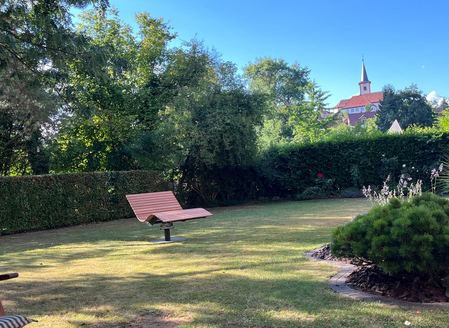 Customer photo review of MEBE Wave Lounge - drehbare Gartenliege für 2 Personen