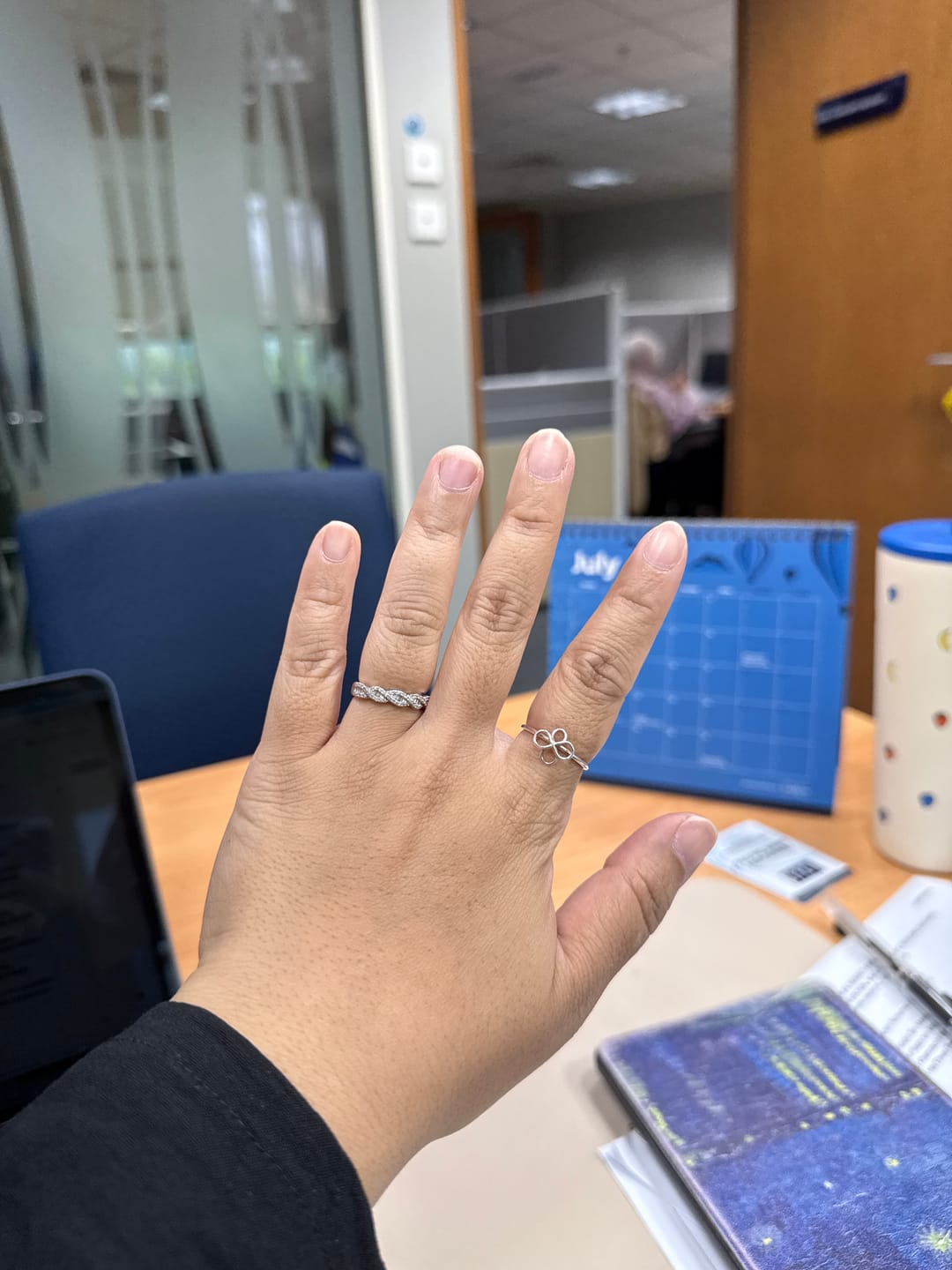 Customer photo review of Nyonya Knot Ring