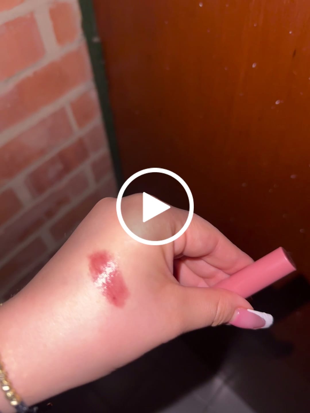 Customer video review of CLICK LIPSTICK SUBLIME